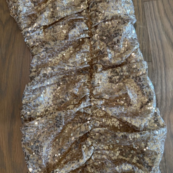 Strapless Sequin Cutout Bodycon Dress in Gold - SIZE XS - Picture 7 of 7